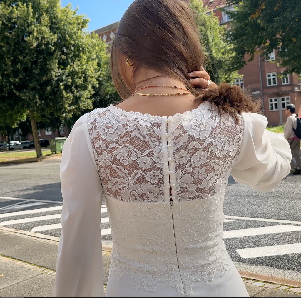 Elke konfirmationskjolen